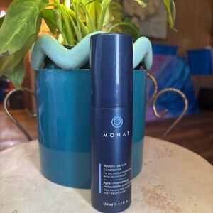 Monat Restore Leave-in Conditioner